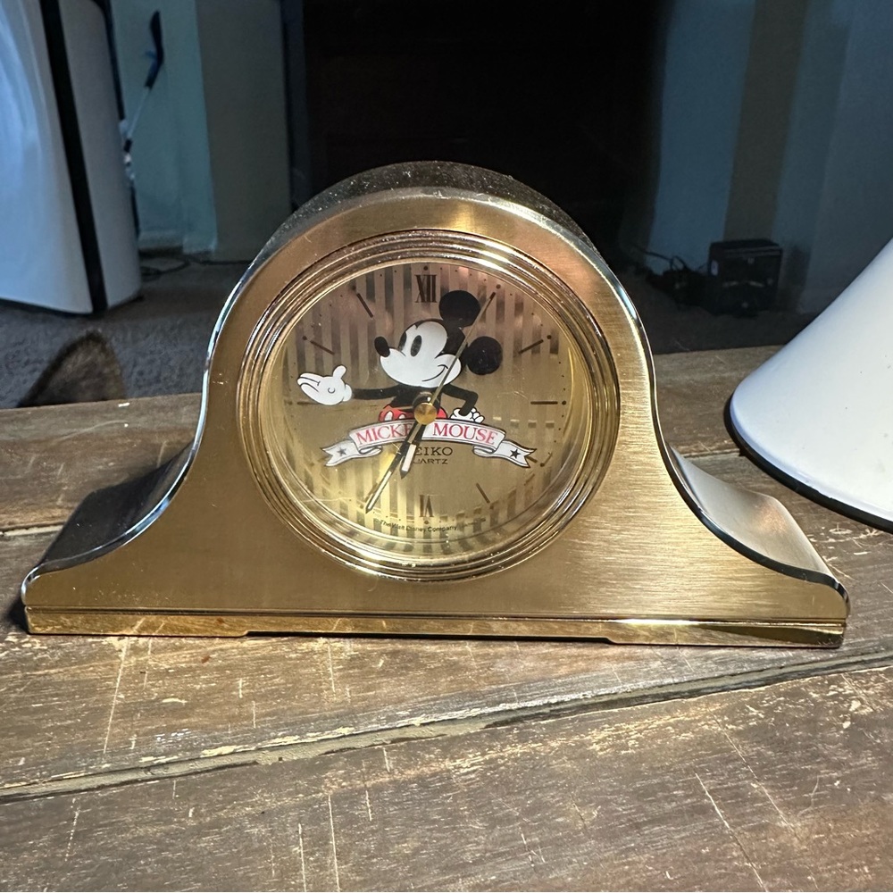 Vintage Mickey Mouse Clock Seiko Mantle Piece Disney Japan.